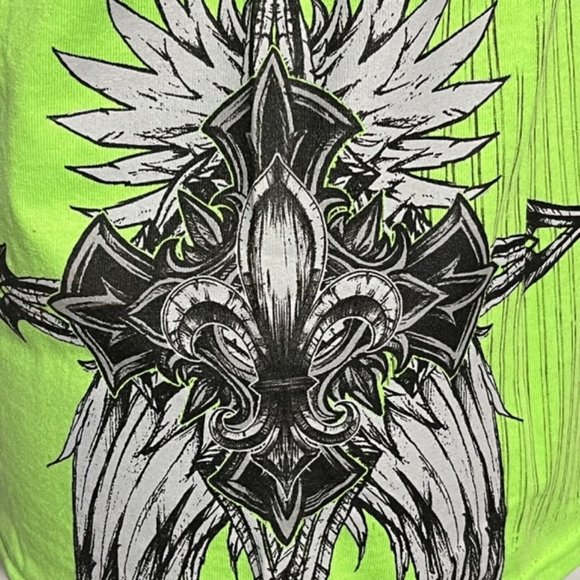 MMA Elite Green T-Shirt With Crosses And Fleur De Lis Design NWT - Picture 9 of 11